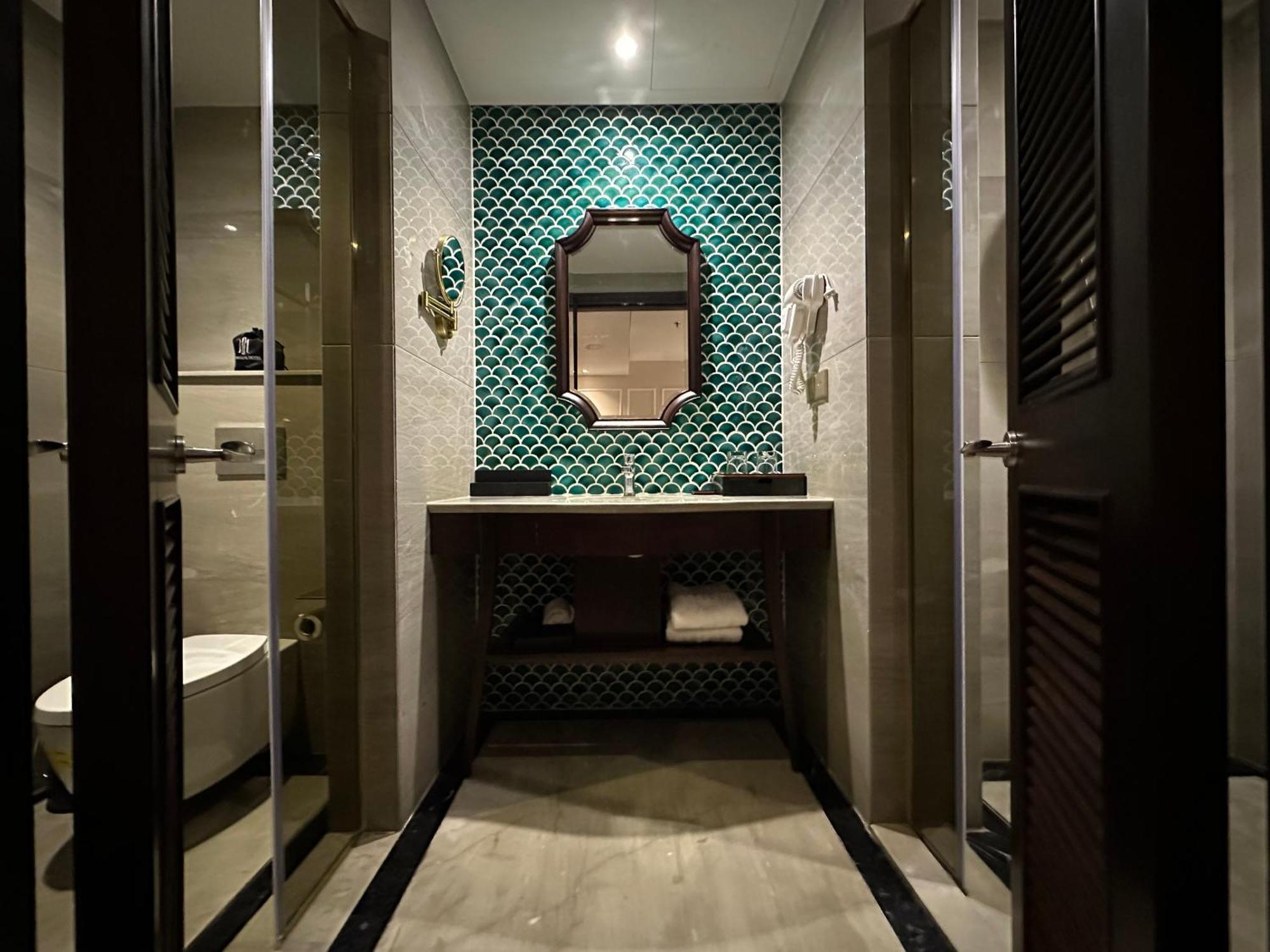 Gm Premium Hotel Hanoi Exterior photo